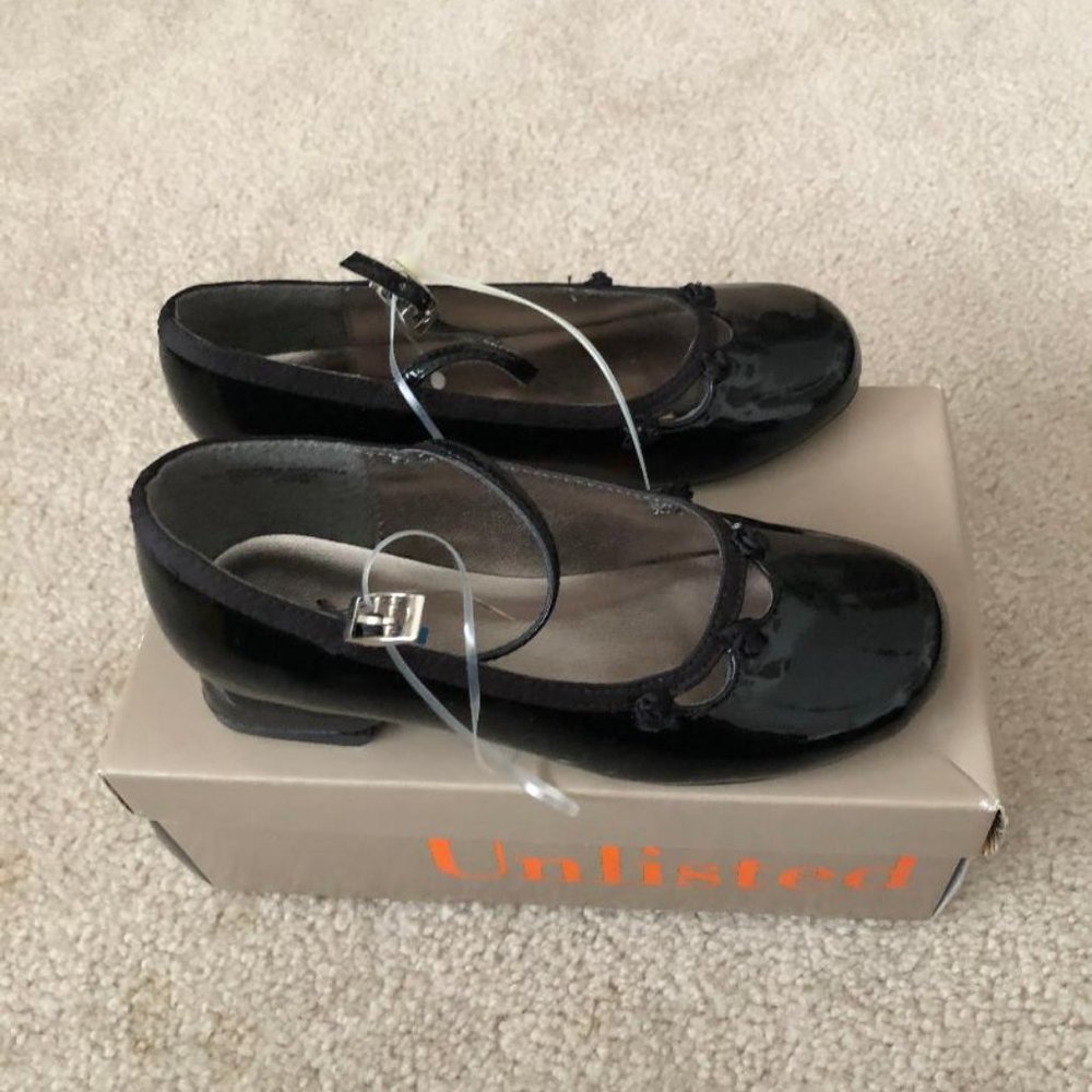 Unlisted Girls Mary Janes Shoes-Step One Too- Black Patent- Size 11-New in box